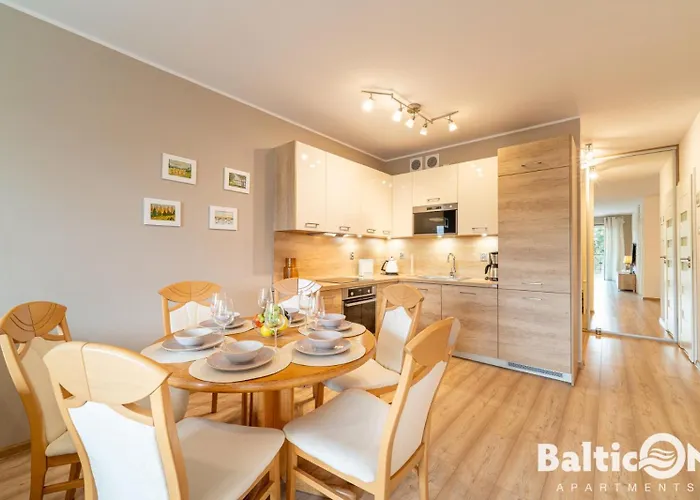 Apartamenty Balticon Solna 11 Колобжег