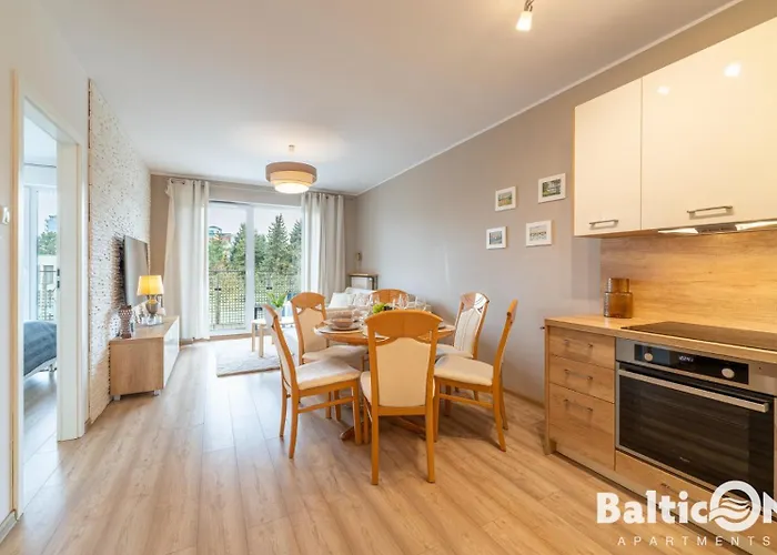 Апартаменти Apartamenty Balticon Solna 11 *